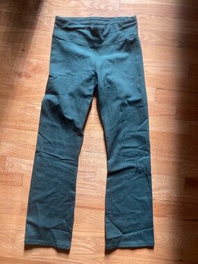 W's Pact On the Go Cropped Bootcut Leggings